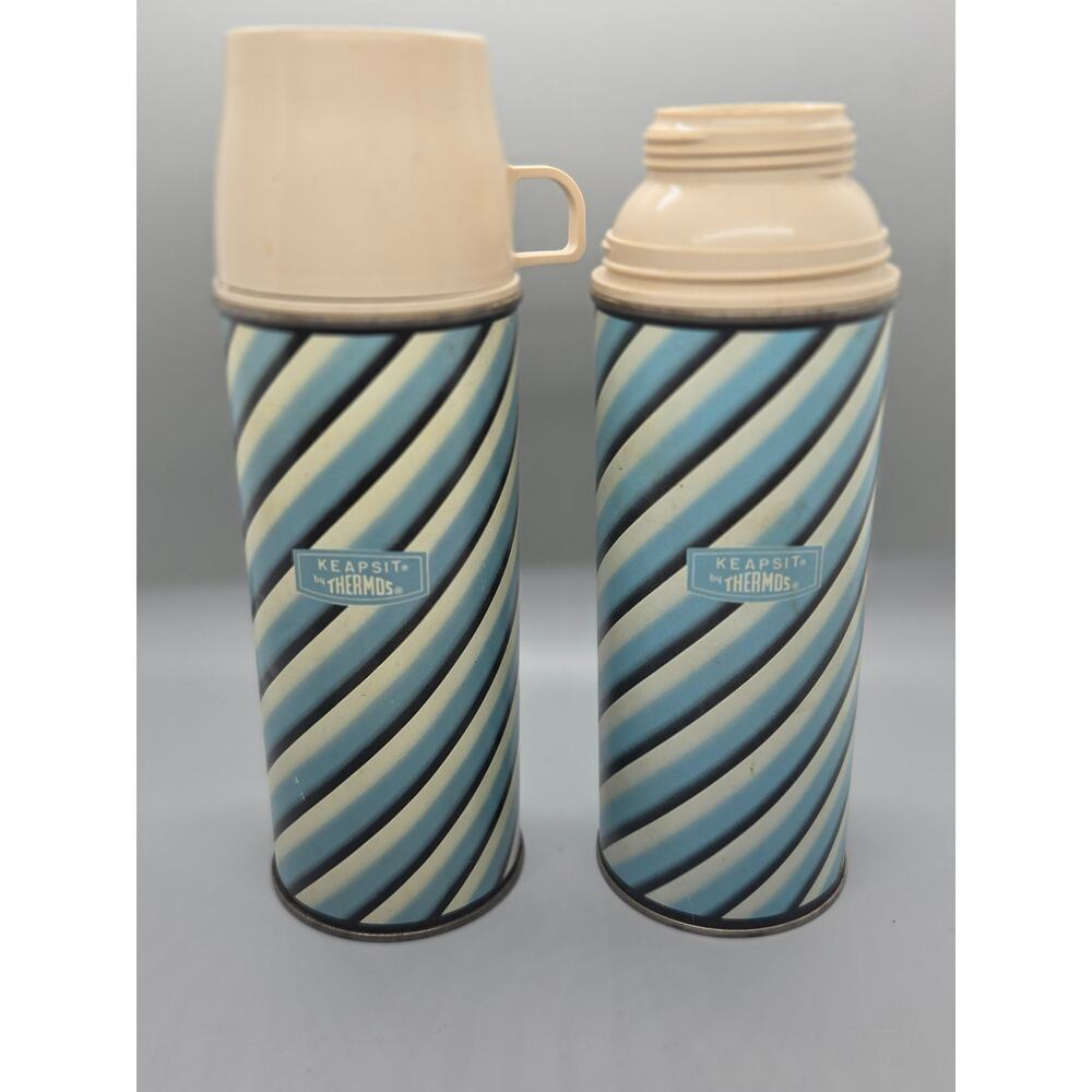 Vtg 1963 2 King Seeley Blue & White Metal Vacuum Sealed Thermos W/ Lid Qt Size